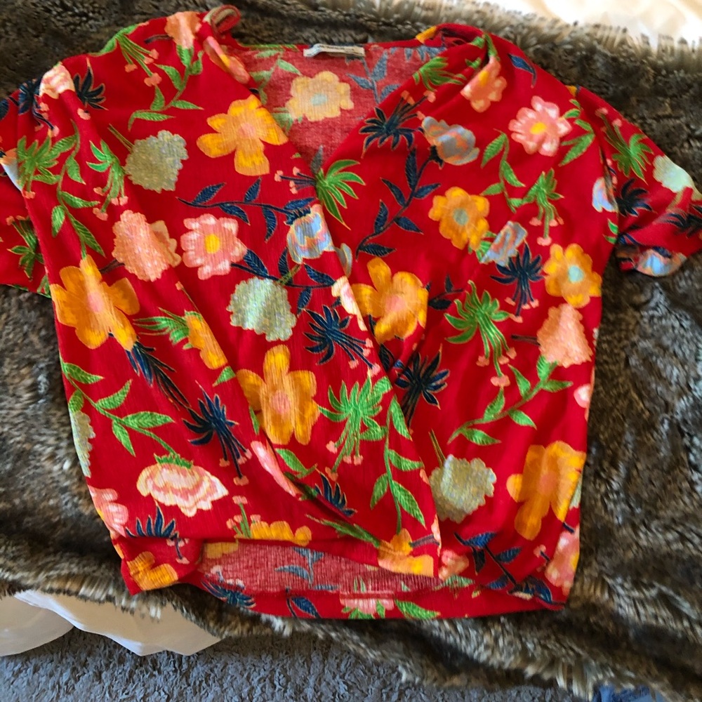 Zara women’s Hawaiian shirt